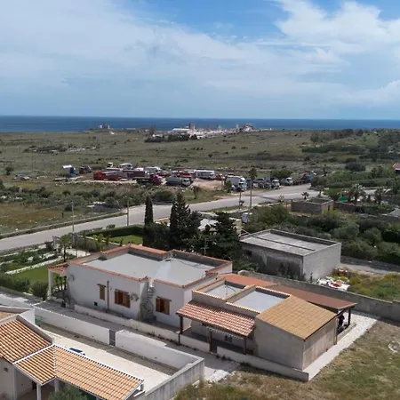 Casa Laura Di Fronte La Tonnara Holiday home